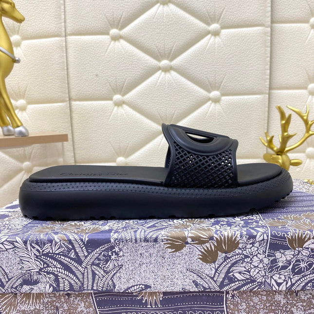 DIOR FLAT SLIDES 25S IN BLACK TPU