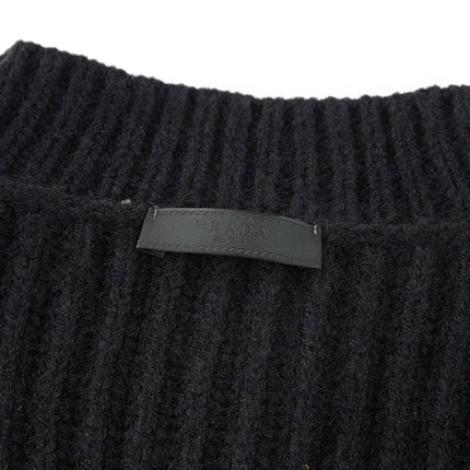 PRADA CARDIGAN STYLE 152