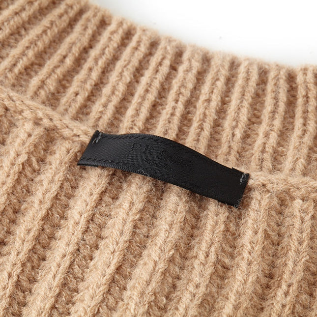 PRADA CARDIGAN STYLE 151