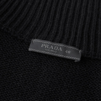 PRADA ZIP-UP KNIT CARDIGAN STYLE 142
