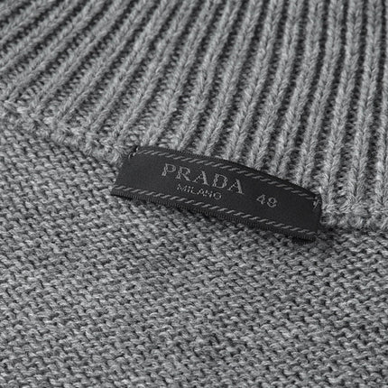 PRADA ZIP-UP KNIT CARDIGAN STYLE 143