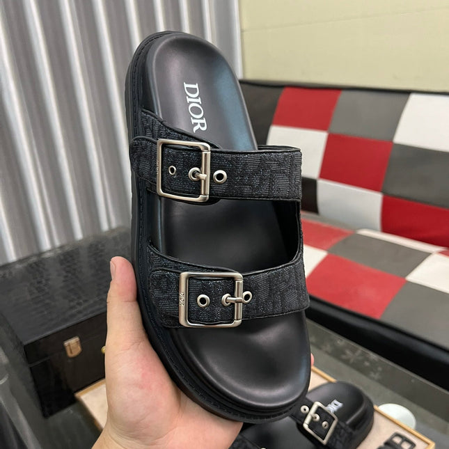 CD AQUA BUCKLE SANDAL BLACK JACQUARD