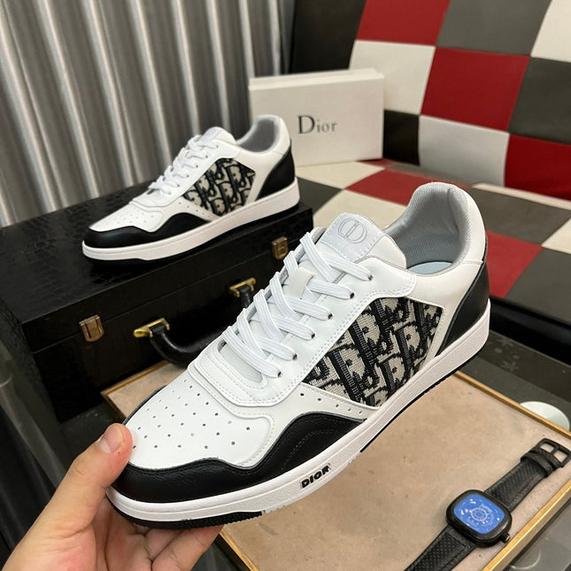 CD B27 LOW-TOP SNEAKER BLACK AND WHITE CALFSKIN