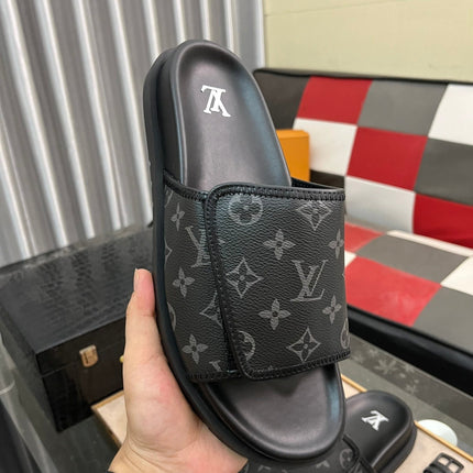 WATERFRONT MULE IN BLACK MONOGRAM RUBBER