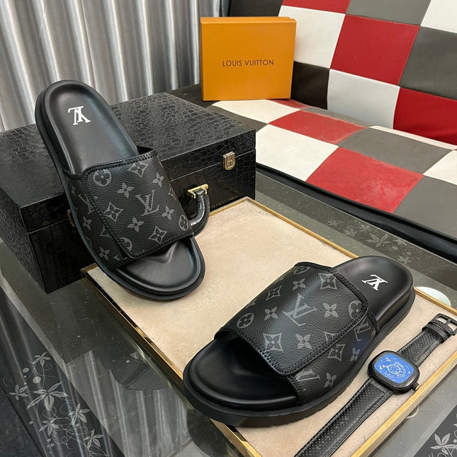 WATERFRONT MULE IN BLACK MONOGRAM RUBBER