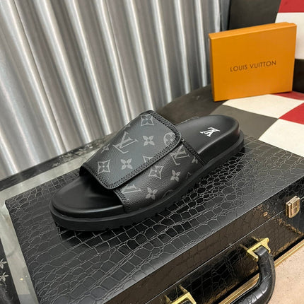 WATERFRONT MULE IN BLACK MONOGRAM RUBBER