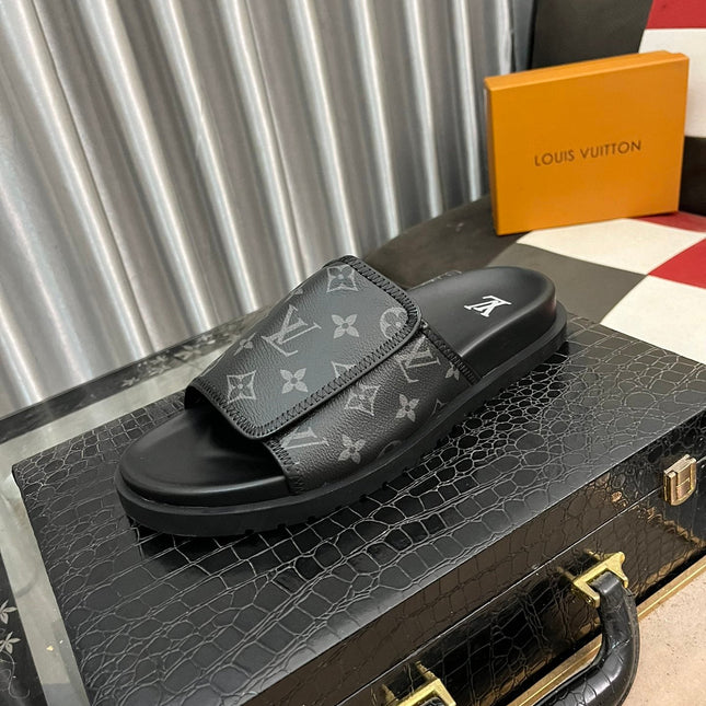 WATERFRONT MULE IN BLACK MONOGRAM RUBBER