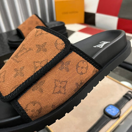 MIAMI MULE IN RUSSET BROWN MONOGRAM JACQUARD