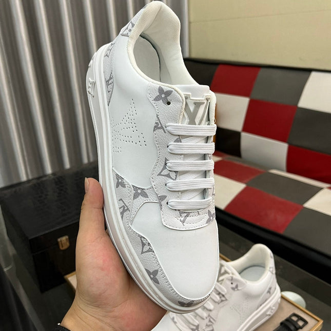 LV CLASSIC TRAINER SHOES IN WHITE MONOGRAM CALFKSIN AND SUEDE