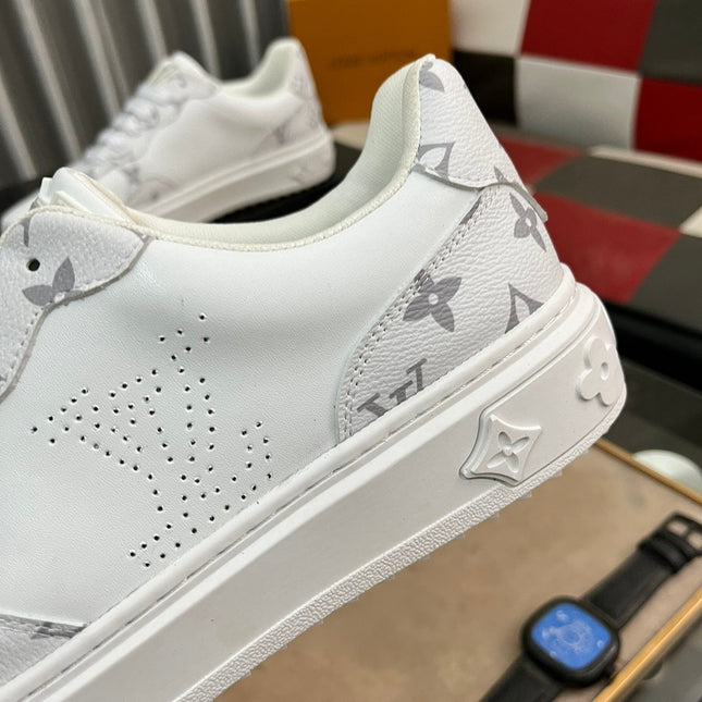 LV CLASSIC TRAINER SHOES IN WHITE MONOGRAM CALFKSIN AND SUEDE
