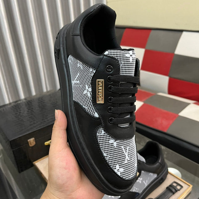 LV CLASSIC TRAINERS WHITE MESH AND BLACK CALFSKIN