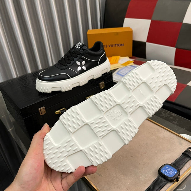 LV SNEAKER BLACK MONOGRAM CALFSKIN