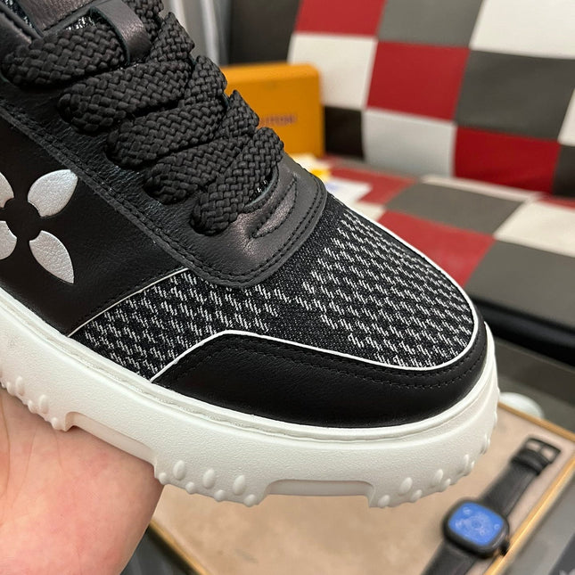 LV SNEAKER IN BLACK MONOGRAM CALFSKIN AND DENIM