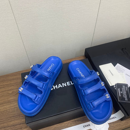 DAD SANDAL IN COBALT BLUE LAMBSKIN MULE