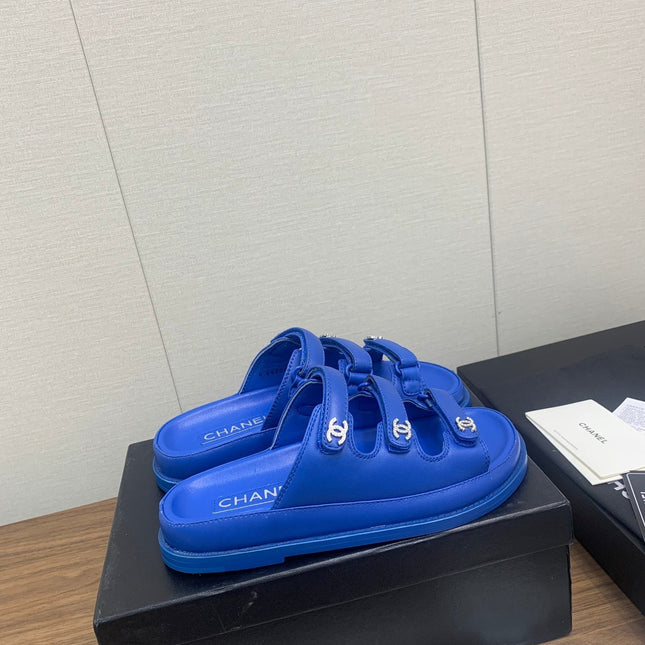 DAD SANDAL IN COBALT BLUE LAMBSKIN MULE