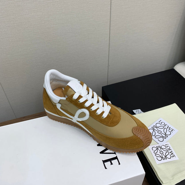 LW FLOW RUNNER SNEAKER GOLDENROD SUEDE