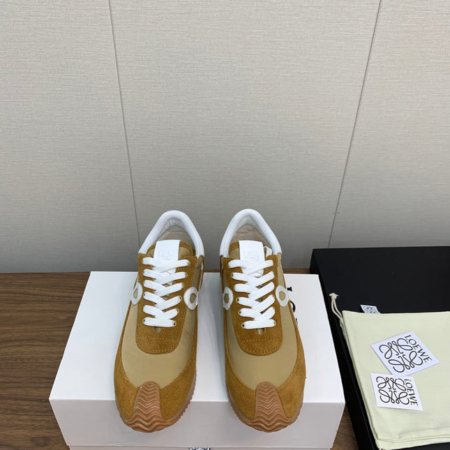LW FLOW RUNNER SNEAKER GOLDENROD SUEDE