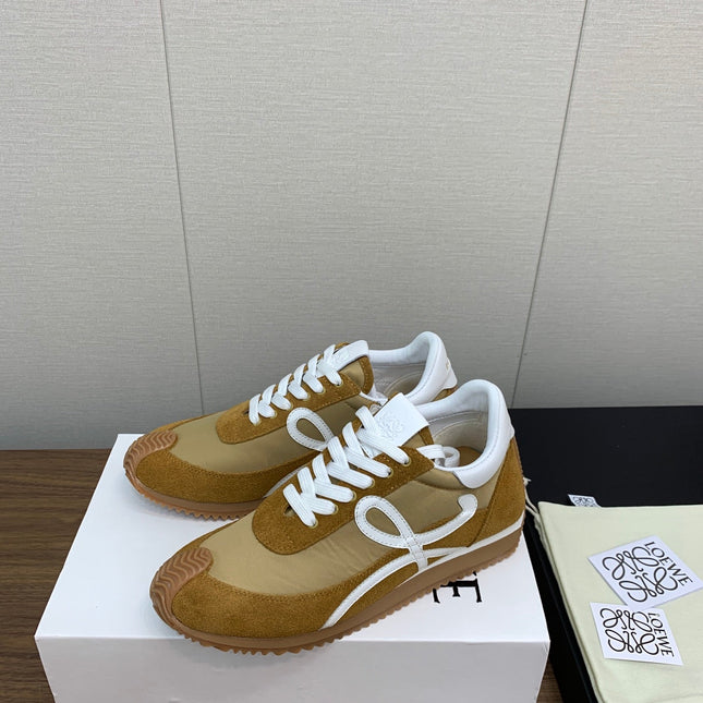 LW FLOW RUNNER SNEAKER GOLDENROD SUEDE