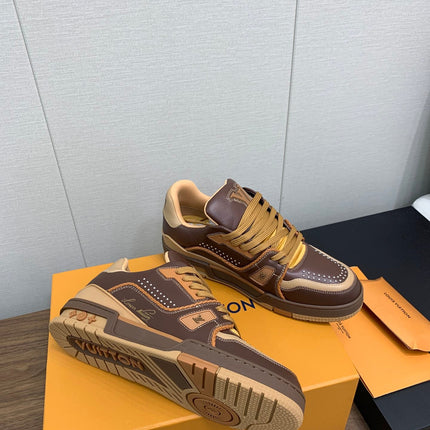 LV WOMEN'S TRAINER IN MARRON CALFSKIN