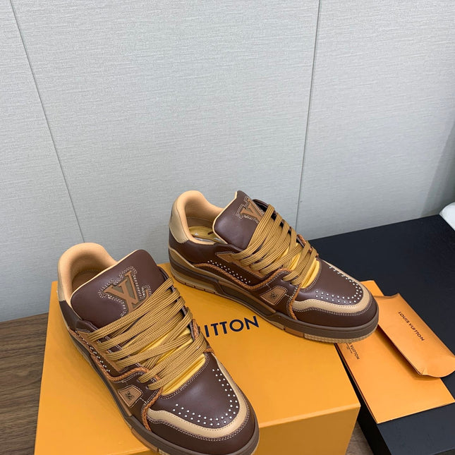 LV WOMEN'S TRAINER IN MARRON CALFSKIN