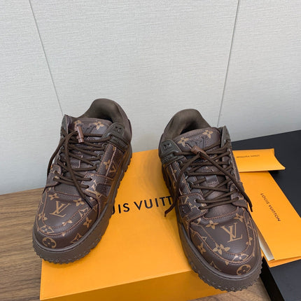 LV TRAINER IN CHOCOLATE BROWN MONOGRAM CALFSKIN
