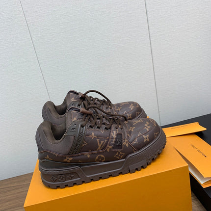 LV TRAINER IN CHOCOLATE BROWN MONOGRAM CALFSKIN