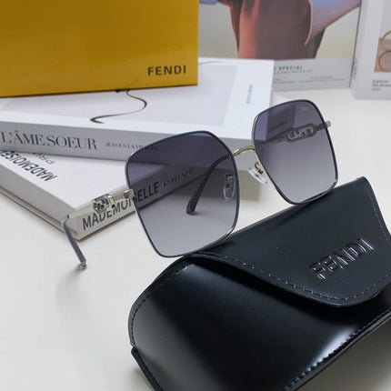 OVERSIZED BAGUETTE SQUARE FRAME SUNGLASSES 562043 IN METAL