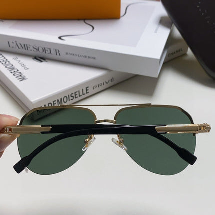 PILOT SUNGLASSES 582589 IN GOLD METAL DARK GREEN LENSES