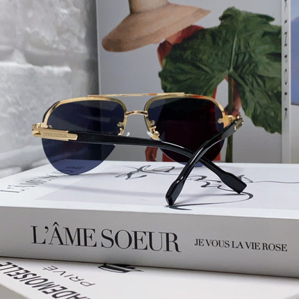 PILOT SUNGLASSES 582592 IN GOLD METAL BLACK LENSES