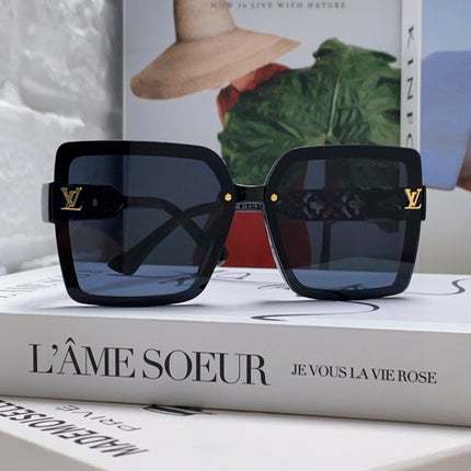 SQUARE SUNGLASS 567456 IN BLACK ACETATE EMBOSSED LOGO
