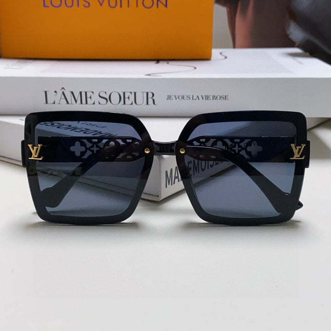 SQUARE SUNGLASS 567456 IN BLACK ACETATE EMBOSSED LOGO