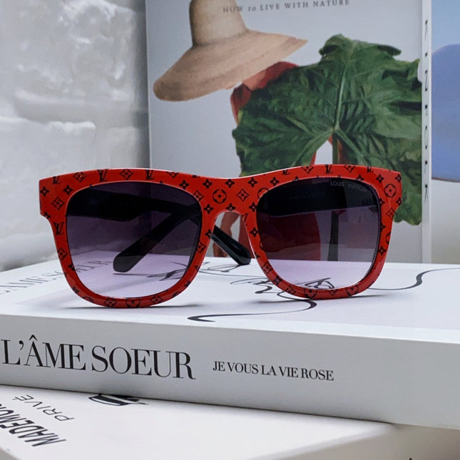 MONOGRAM SUNGLASS 581385 IN RED ACETATE FRAME