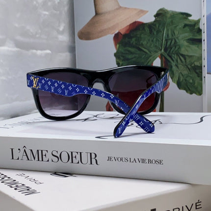 MONOGRAM SUNGLASS 581385 IN BLUE ACETATE FRAME