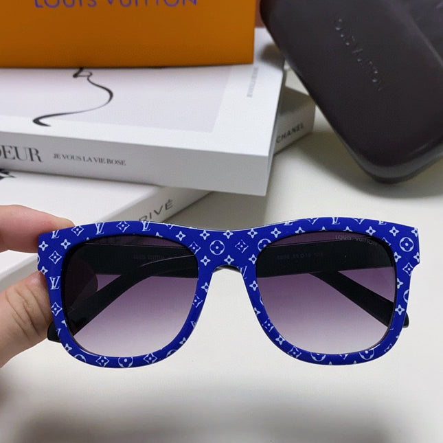 MONOGRAM SUNGLASS 581385 IN BLUE ACETATE FRAME