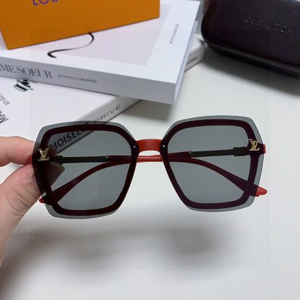 SQUARE SUNGLASSES 581355 IN RED ACETATE GREY LENSES