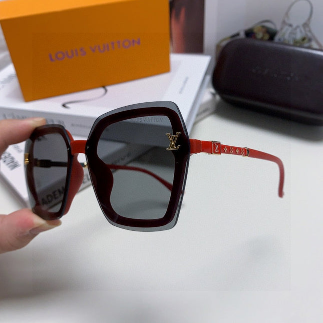 SQUARE SUNGLASSES 581355 IN RED ACETATE GREY LENSES