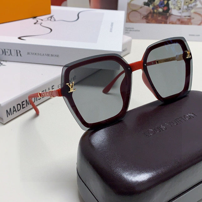 SQUARE SUNGLASSES 581355 IN RED ACETATE GREY LENSES