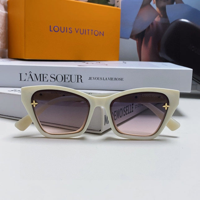 SQUARE SUNGLASSES 581359 IN IVORY ACETATE EMBOSSED MONOGRAM LOGO