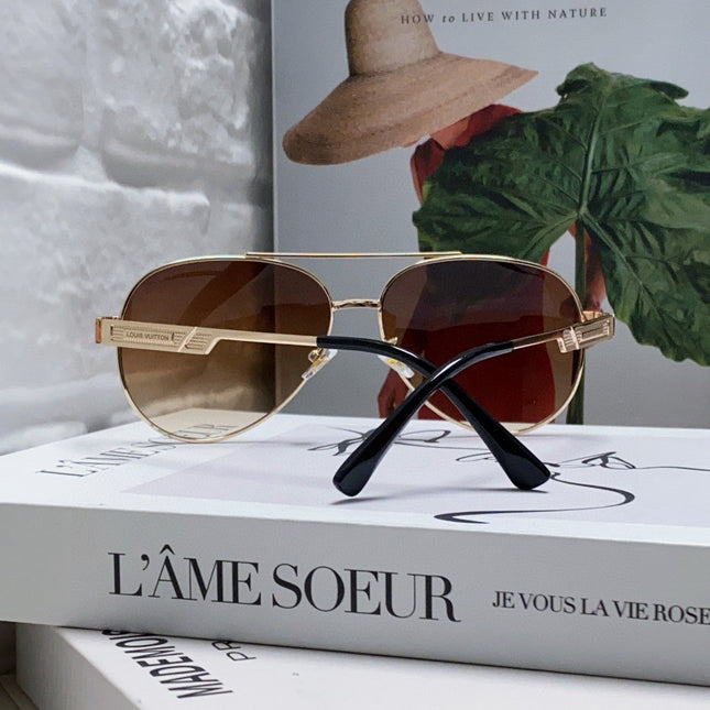 PILOT SUNGLASS 581363 IN GOLD METAL BROWN SMOKE LENSES