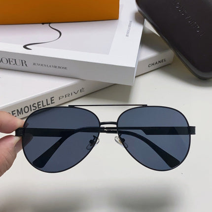 PILOT SUNGLASS 581365 IN BLACK METAL
