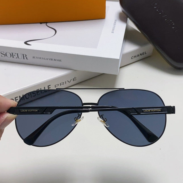PILOT SUNGLASS 581365 IN BLACK METAL