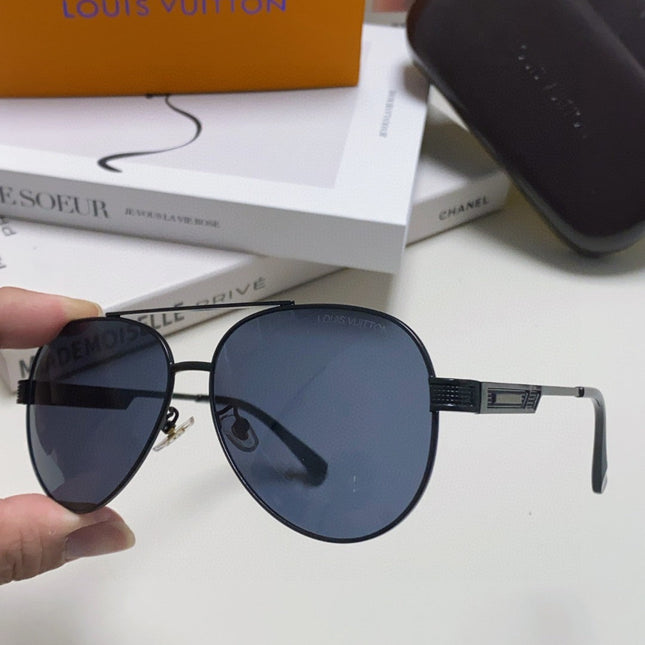 PILOT SUNGLASS 581365 IN BLACK METAL
