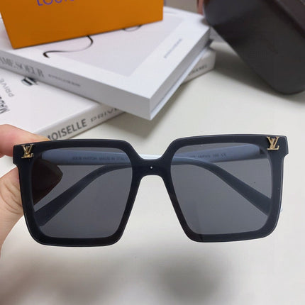 SQUARE SUNGLASS 581369 IN WHITE ACETATE