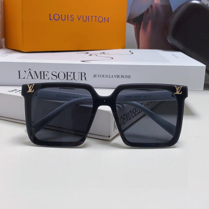 SQUARE SUNGLASS 581369 IN WHITE ACETATE