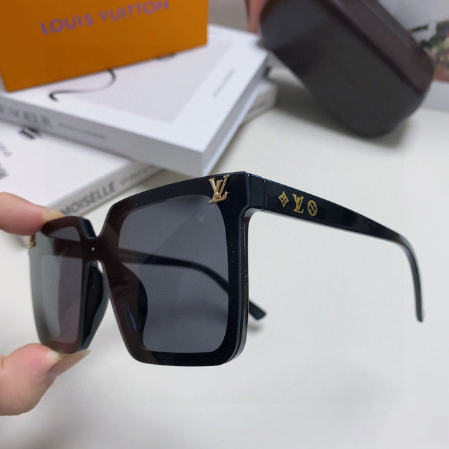 SQUARE SUNGLASS 581370 IN BLACK ACETATE