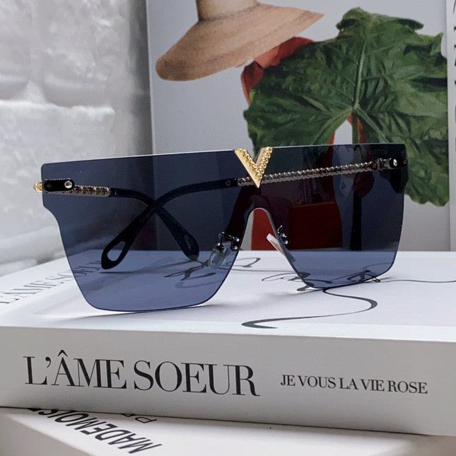 SQUARE SUNGLASS 581372 IN GOLD METAL GREY LENSES