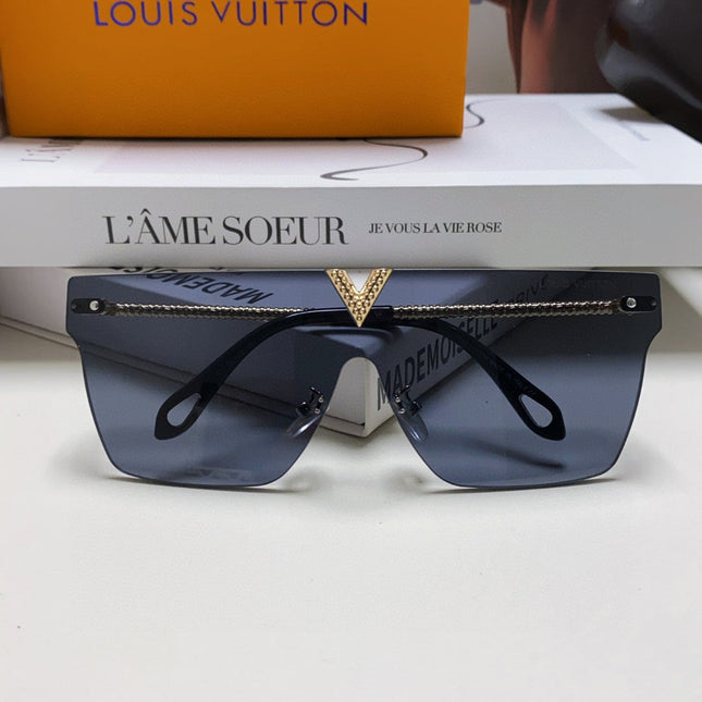 SQUARE SUNGLASS 581372 IN GOLD METAL GREY LENSES