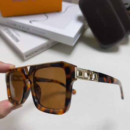 MASCOT PILOT SQUARE SUNGLASS 581376 IN HAVANA ACETATE GOLD METAL