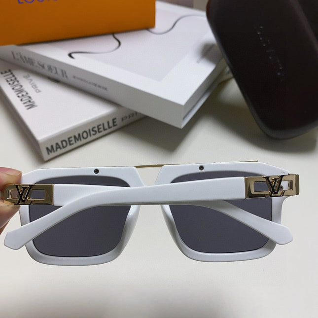 MASCOT PILOT SQUARE SUNGLASS 581377 IN WHTIE ACETATE GOLD METAL