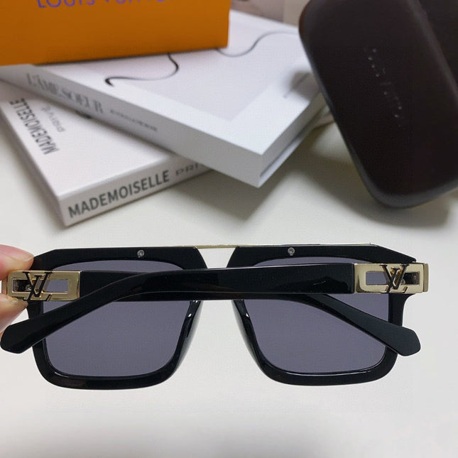 MASCOT PILOT SQUARE SUNGLASS 581378 IN BLACK ACETATE GOLD METAL